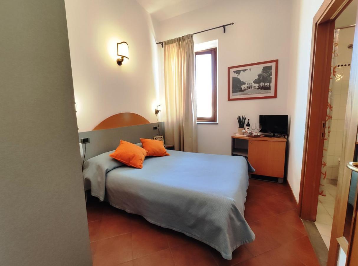 Locanda Menabuoi Donoratico Buitenkant foto